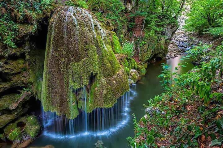آبشار منحصر به فرد در رومانی